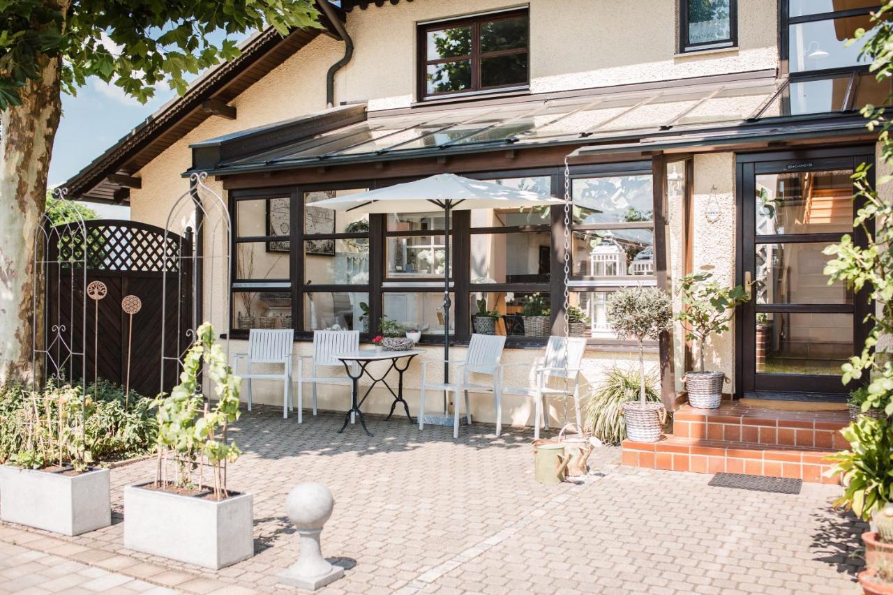 Gaestehaus Chalet-Perle Bad Füssing Eksteriør billede